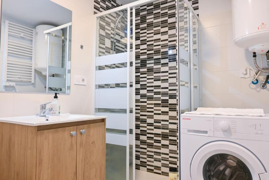 Apartamento For Acogedor Temporal De Un En Chamartin Mma322b *
