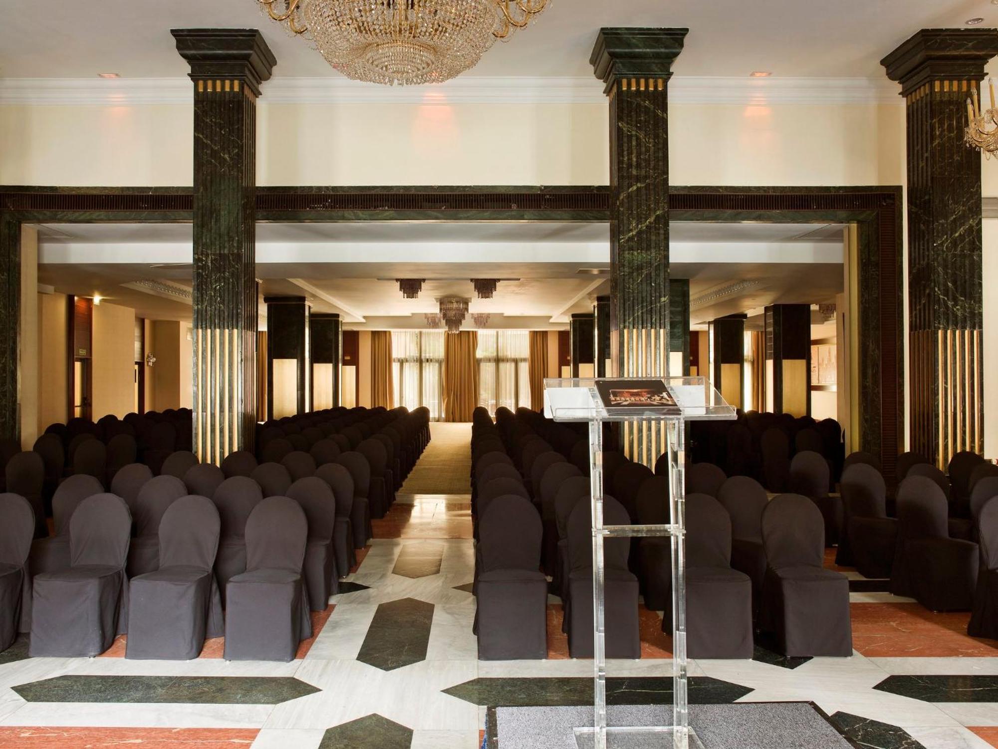 Intercontinental By Ihg Hotel