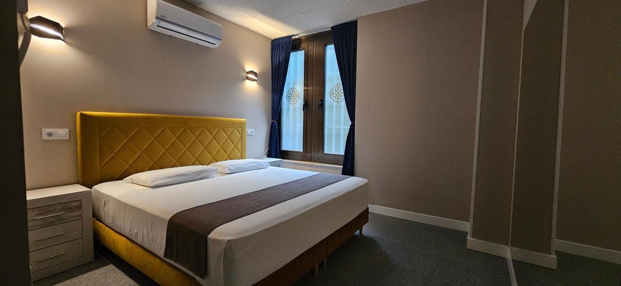 Luxury Love hotel Madrid