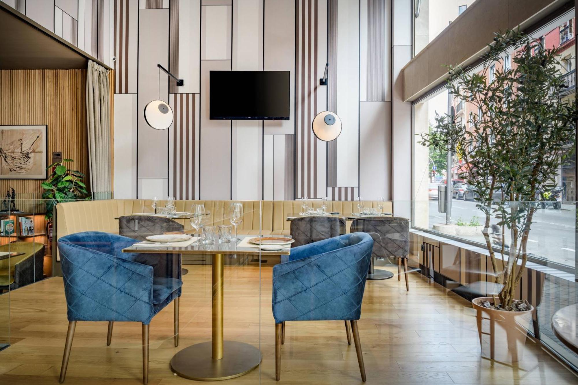 Ac Avenida De América By Marriott Madrid