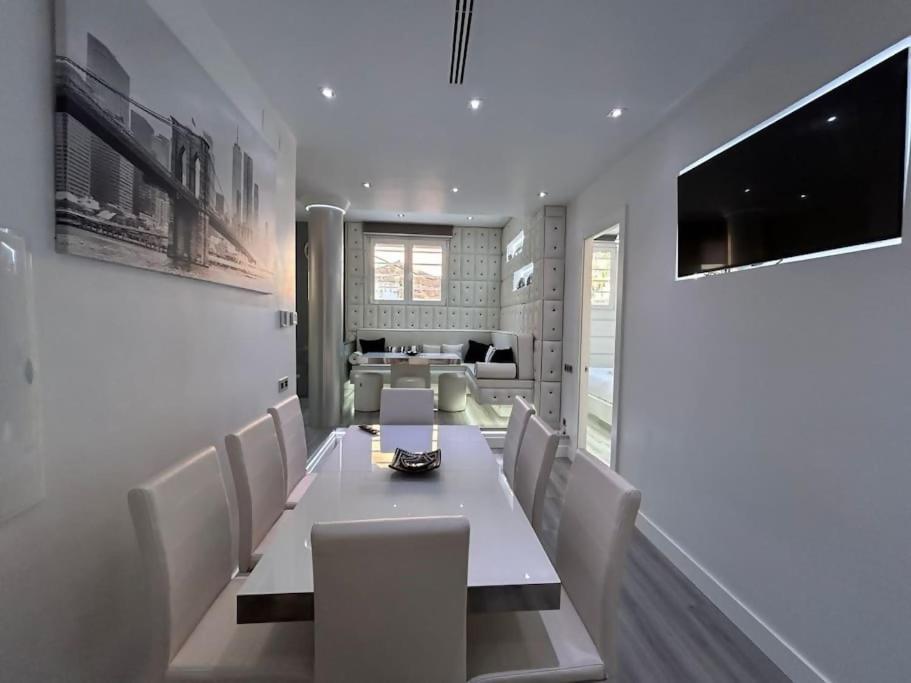 Apartamento Duplex 8 Personas Con Sauna Jacuzzi Y Cine