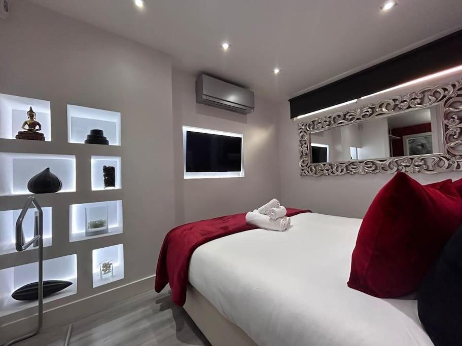 Apartamento Duplex 8 Personas Con Sauna Jacuzzi Y Cine *