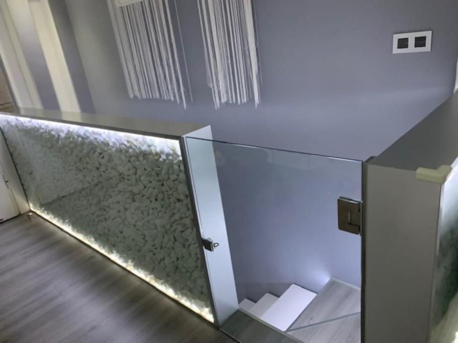 Apartamento Duplex 8 Personas Con Sauna Jacuzzi Y Cine Madrid