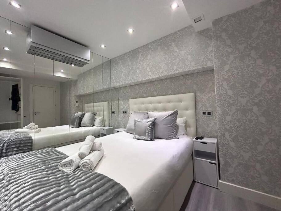 Duplex 8 Personas Con Sauna Jacuzzi Y Cine Madrid