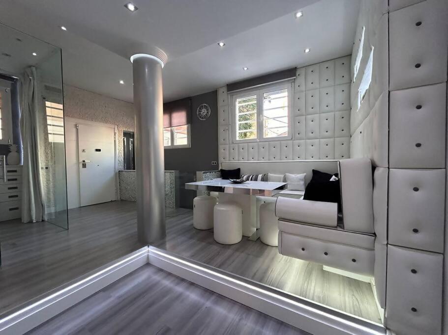 Duplex 8 Personas Con Sauna Jacuzzi Y Cine