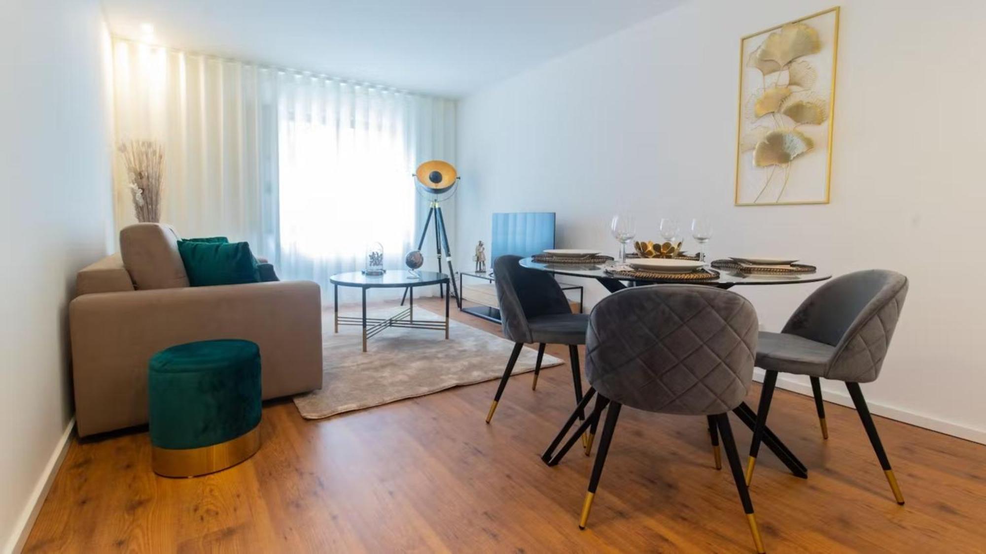 Saffron Tower Apartamento *