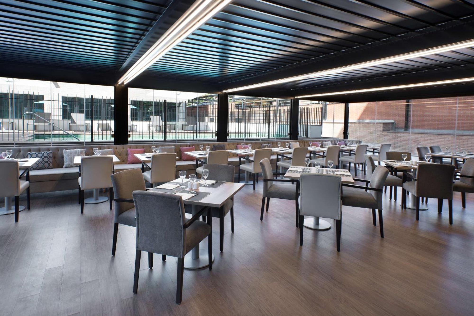 Hotel Nh Barajas Airport 3*