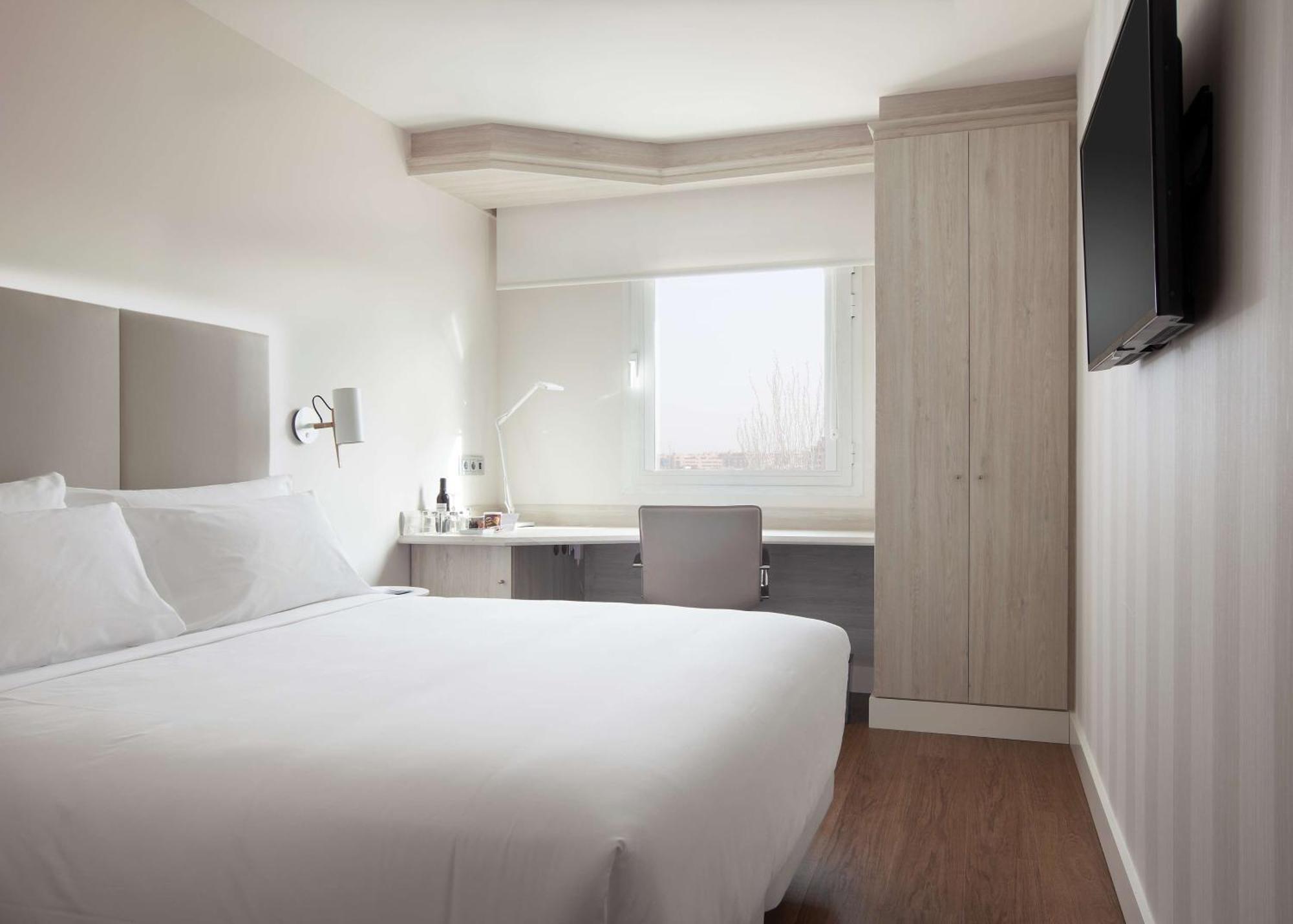 Nh Barajas Airport Hotel Madrid