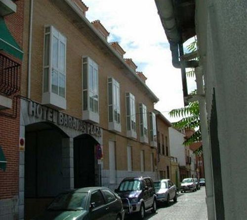 Barajas Plaza