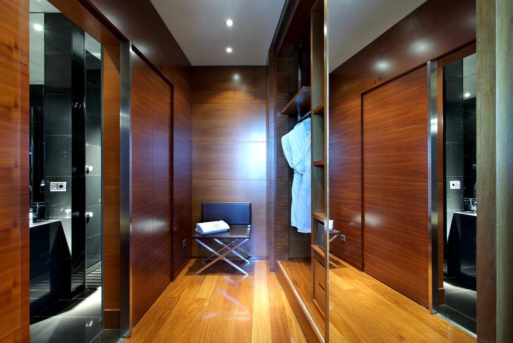 Eurostars Tower 5*