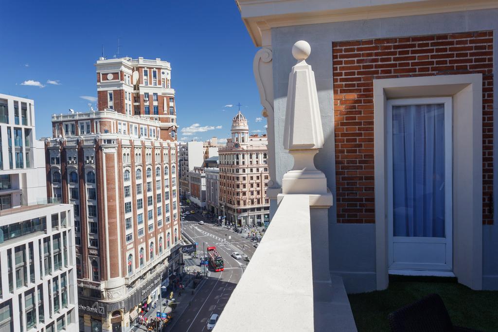 Mate Macarena – Gran Vía Hotel 3*