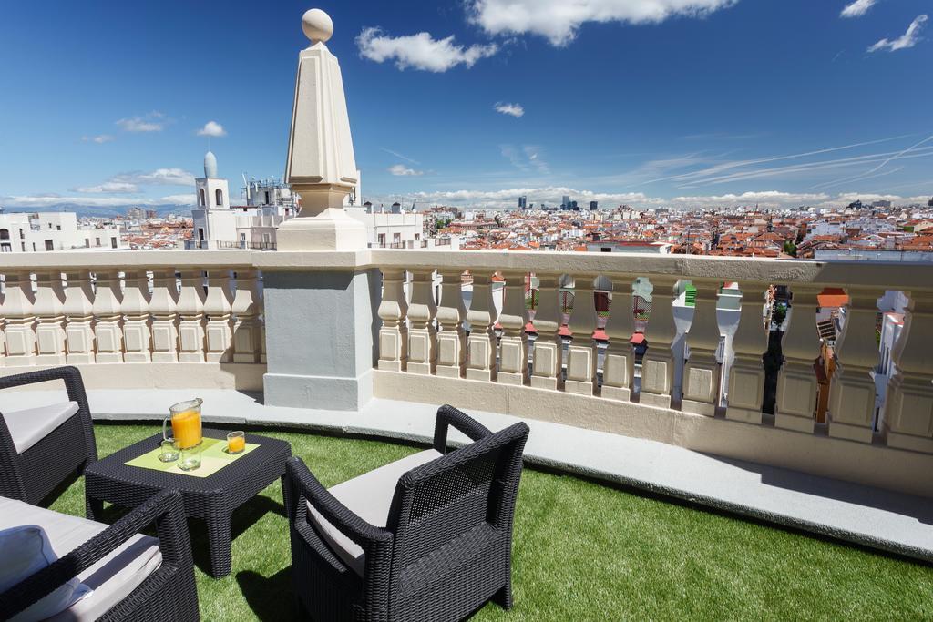 Mate Macarena – Gran Vía Hotel Madrid