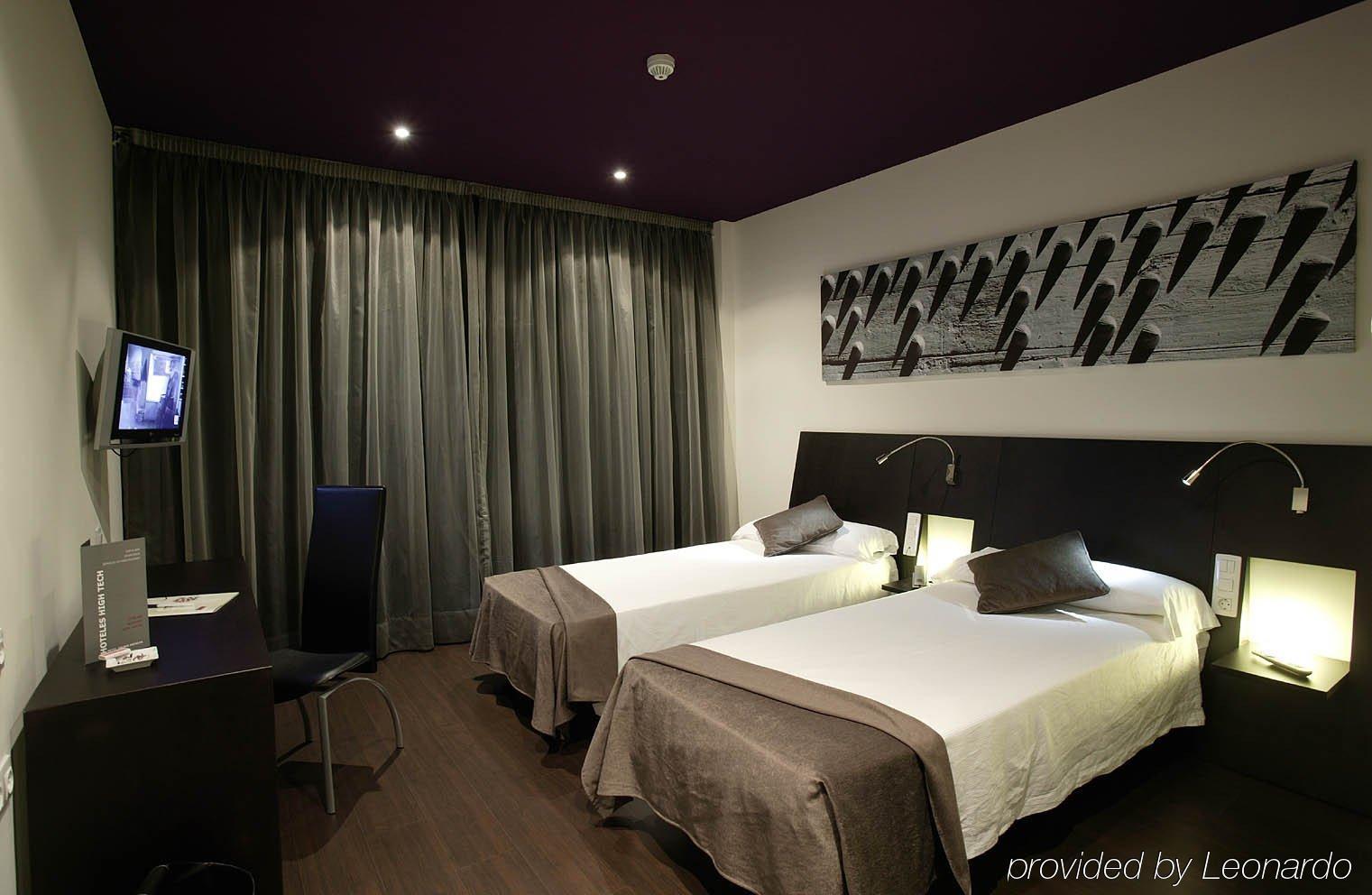 - Tablas, An Ihg Hotel 4*