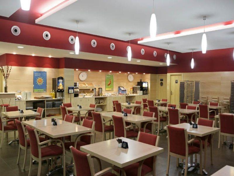 Aeropuerto T1 T2 T3 Hotel 3*