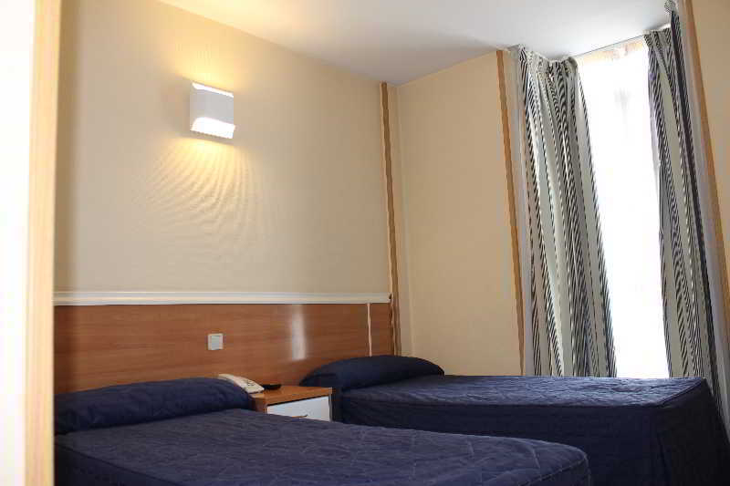 Hotel Barajas Plaza