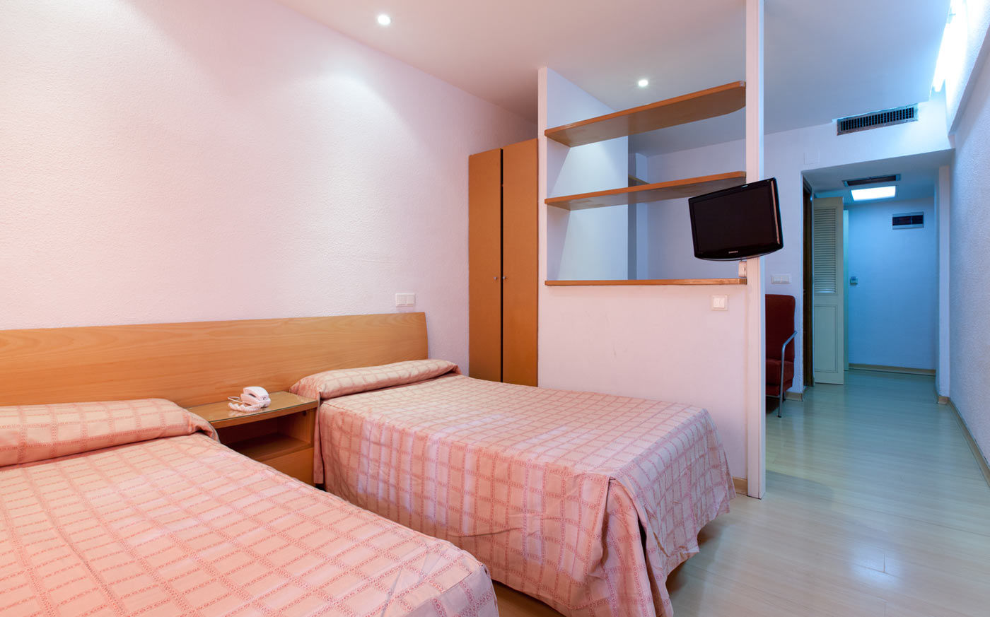 Boutique Urban Serrano Apartahotel