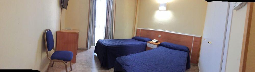 Hotel Barajas Plaza