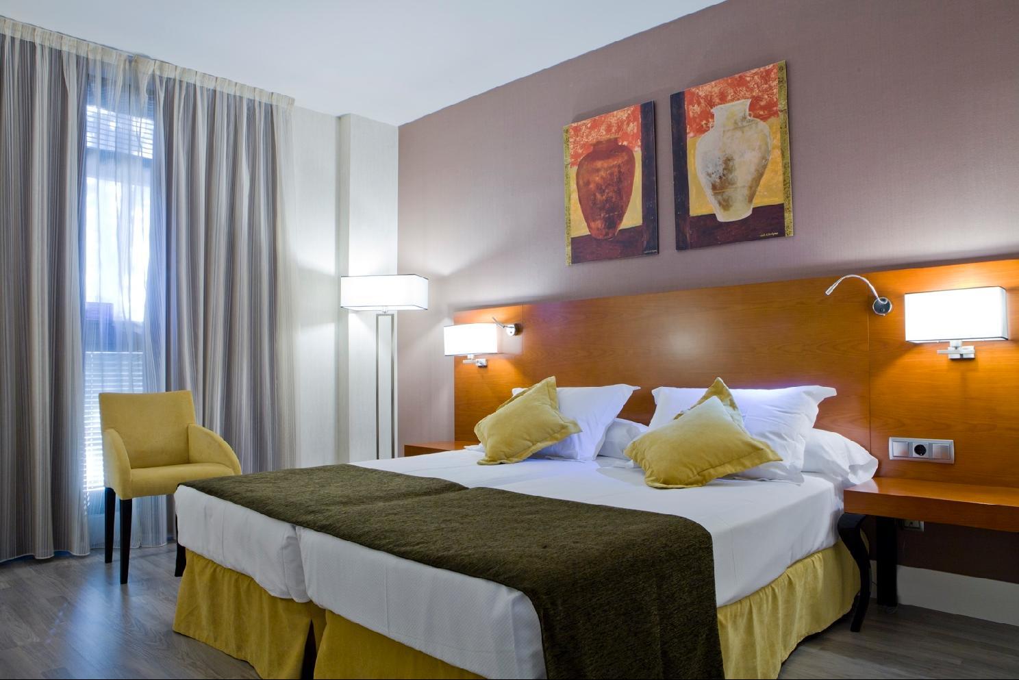 Hotel Puerta De Toledo Madrid