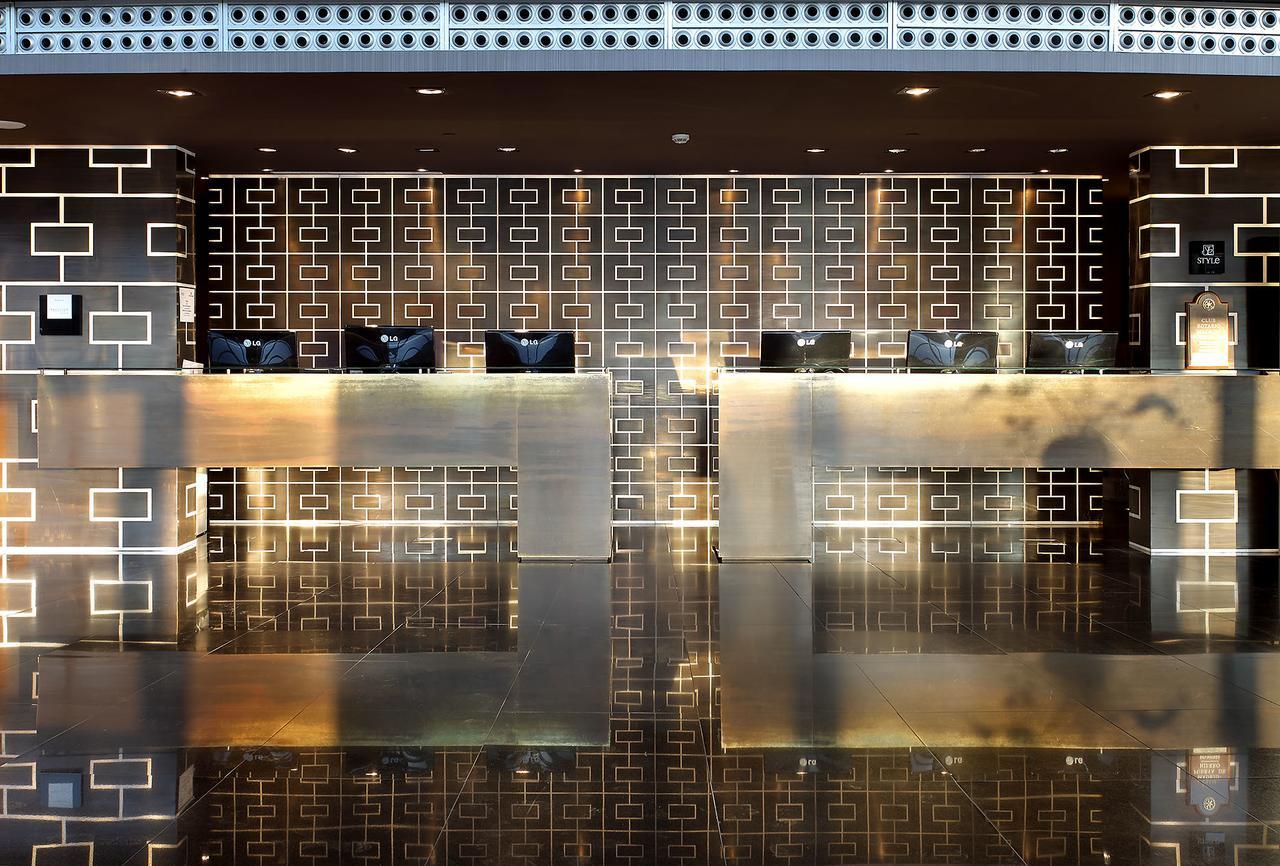 Hotel Eurostars Tower 5*