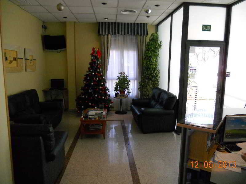 Barajas Plaza