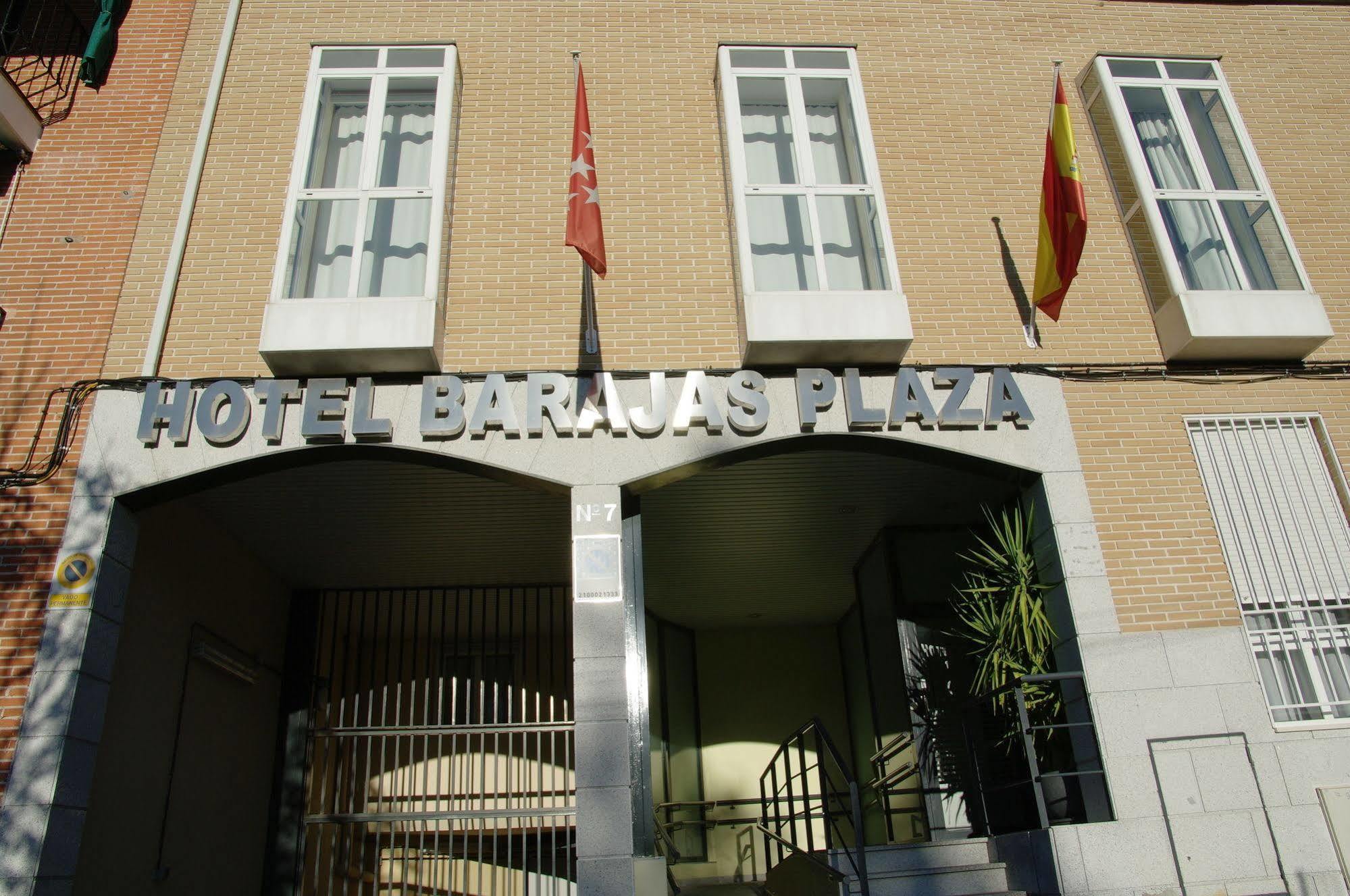 Barajas Plaza