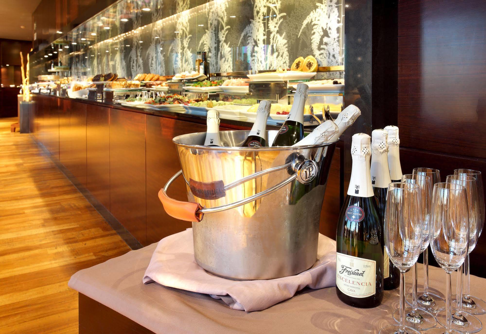 Hotel Eurostars Tower 5*