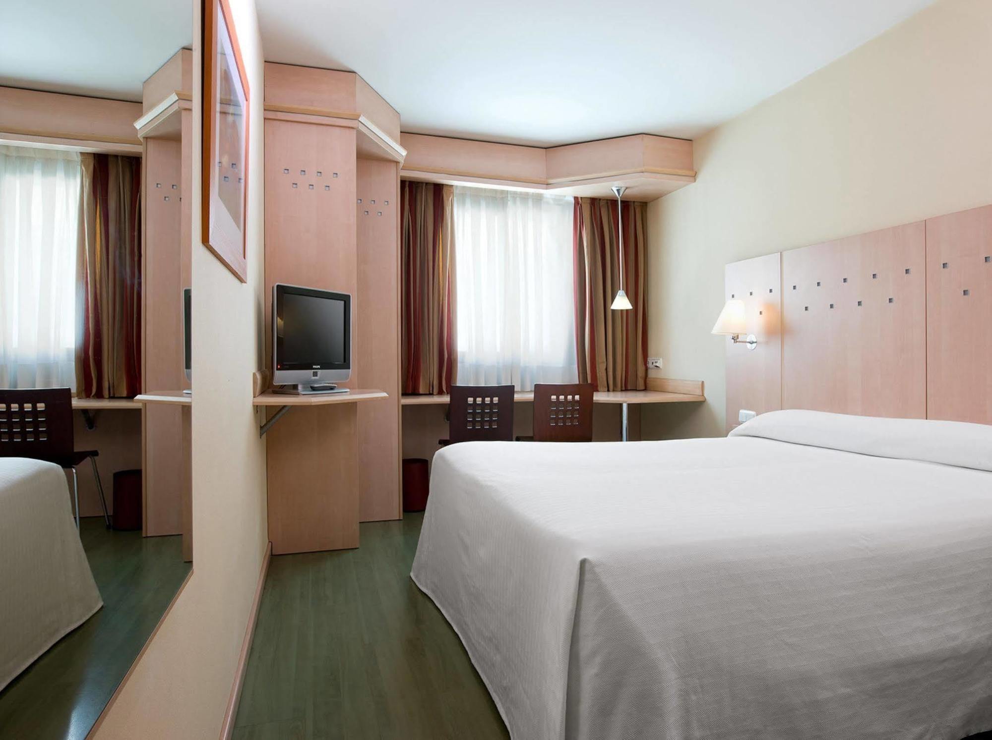 Nh Barajas Airport 3* Madrid