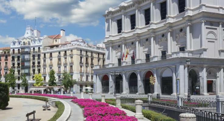 Hotel Senorial