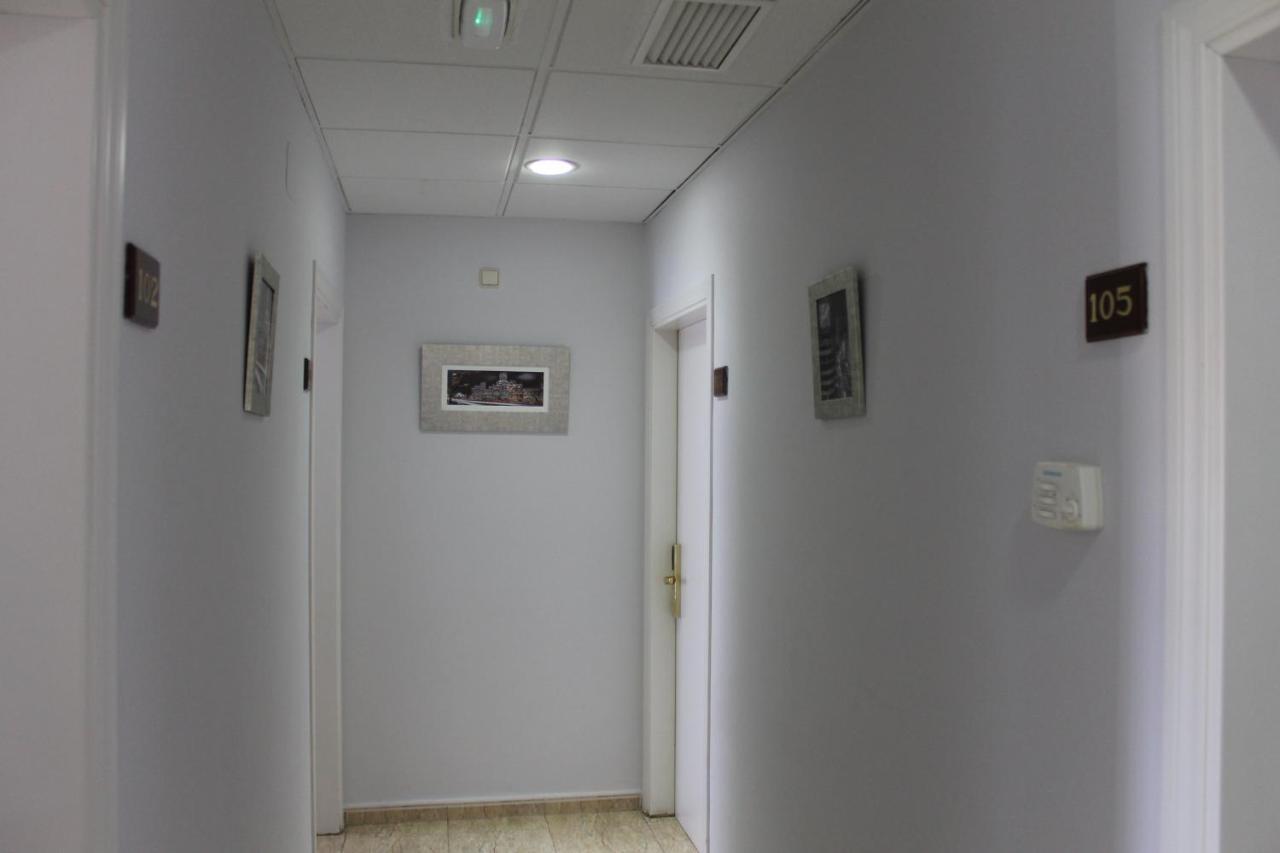 Barajas Plaza Hotel 3*