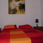 Gay Hostal Puerta Del Sol Madrid
