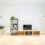 Edsam Madrid Apartments White