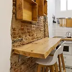 Designer 1 Bedroom Apartment in Chamberí Madrid