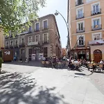 HOMEABOUT LAVAPIÉS Apartment I