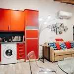 Homeabout Calle Mayor Studio