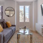 Charming Apartment For 4 Steps Away From Mercado De San Miguel , Calle Mayor IV