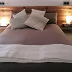 Cozy designer apart / Acogedor apartamento de diseño ● WiFi - Jacuzzi - A/C SteamSauna