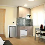 Apartamento cercano a Madrid Rio céntrico Nuevo