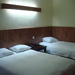 Hostal Roma
