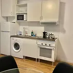 Centro Usera / Mirasierra 1