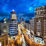 Gran Via Valverde Apartaments & Rooms Parking