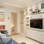 Beautiful & Cozy Apartment In The Heart Of Madrid