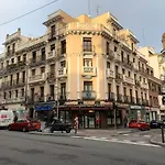Dormitorio con Despacho Suites Torr Av América-Prosperidad