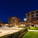 Premium Accomodation In La Rosaleda - Madrid