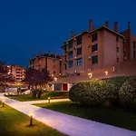 Premium Accomodation In La Rosaleda Area - Madrid
