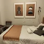 Corredera Rooms, No Llegadas Despues De Las 21H