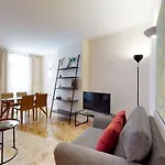Nice Apartment Center 2 Pax Plaza Santa Ana III