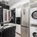Moncloa Apartment
