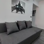 Madrid Luna House