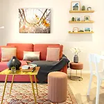Apartamento Nuevo y Reformado al lado de la Gran Vía Madrileña