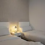 Elegant & Modern 3Bed in La Latina, 5mins to Metro